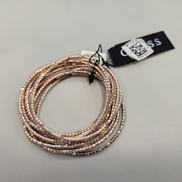 NWT Guess Rose Gold-Tone Pink Crystal-Embellished Stretch Bracelet Set - Picture 3 of 4
